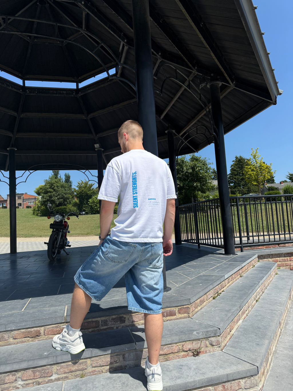 T-Shirt silent strenght